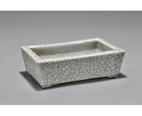 ANTIQUE CRACKLE-GLAZED PORCELAIN PLANTER TRAYAntique Chinese white crackle-glazed porcelain flower-bulb planter/tray; of shal