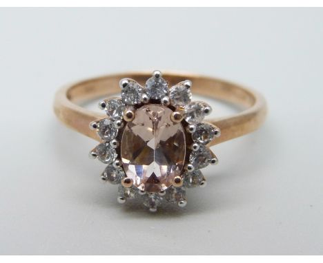 A 9ct gold gem stone cluster ring, 2.3g, N 