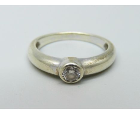 A 9ct white gold and diamond solitaire ring, 2.8g, K 