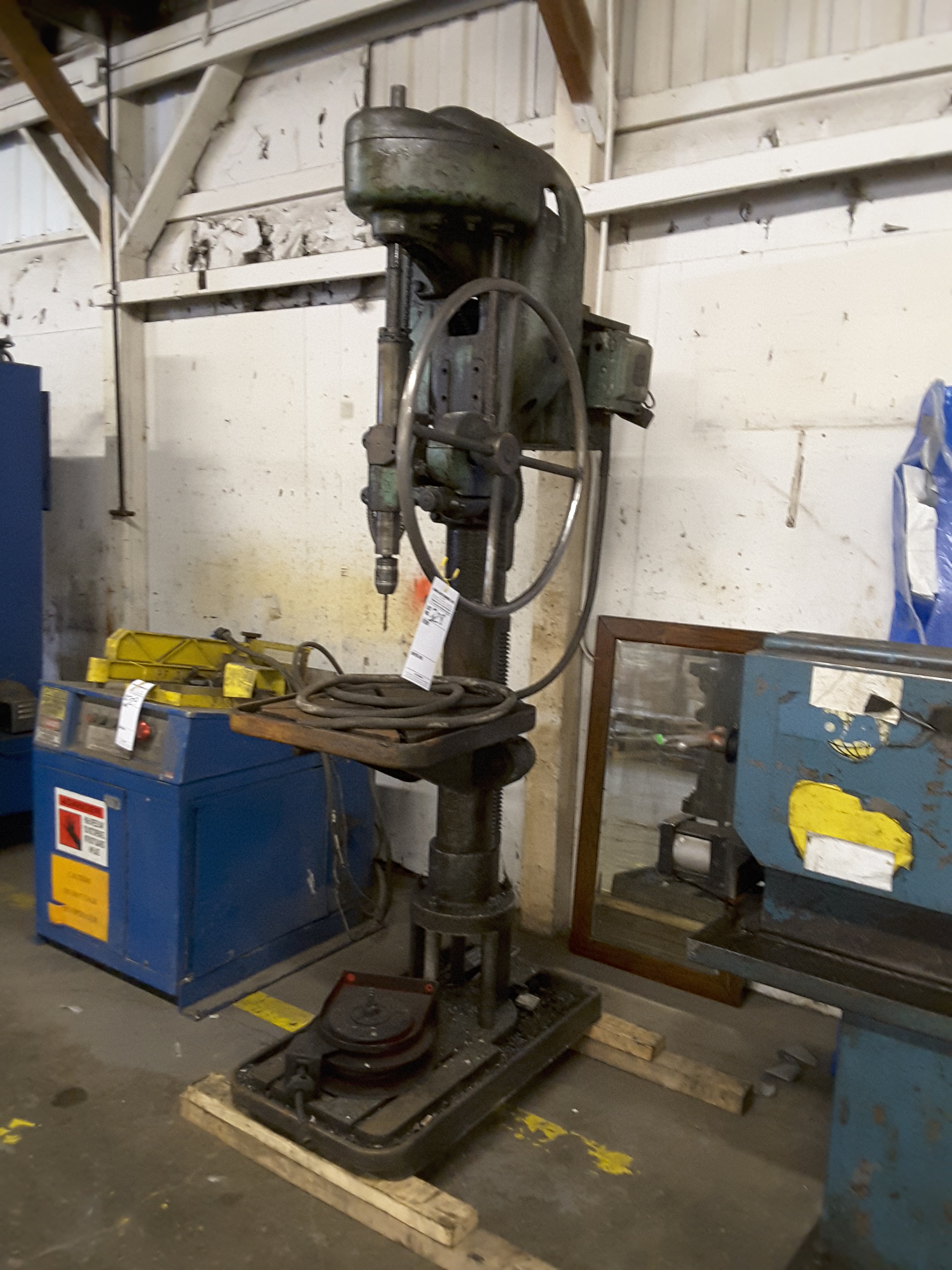 21" Cincinnati vertical drill press