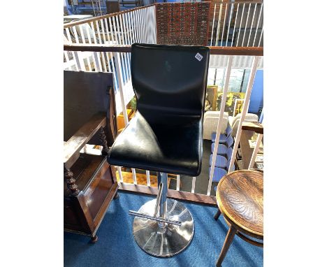 Bar stool