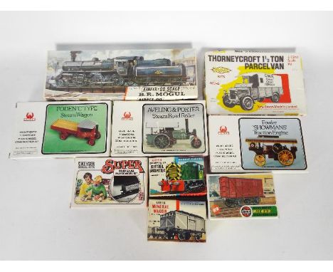 Plastic model kits to include Hales, Davric, Airfix and similar comprising Fowler Showmans Traction Engine, B.R Mogul, Diesel
