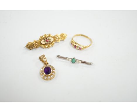A George V 18ct gold, ruby and diamond set ring (stone missing), together with a 14ct white metal and gem set bar brooch, 32m