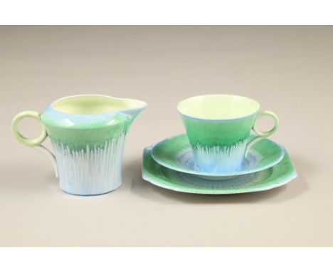 1930s Shelley Harmony Dripware six person tea set, pattern number 12126; comprising six Regent shape cups; six saucers; six s
