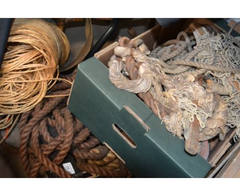 A good group of vintage fishing / boating rope