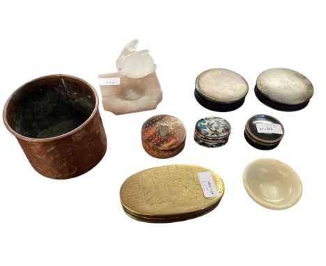 A quantity of small collectables to include a soapstone dish with model of a rabbit, two illustrated circular papier mache sn