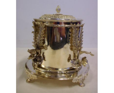 Good Victorian silver plated biscuit barrel by Lee & Wigfull, Sheffield, 18cm high approx