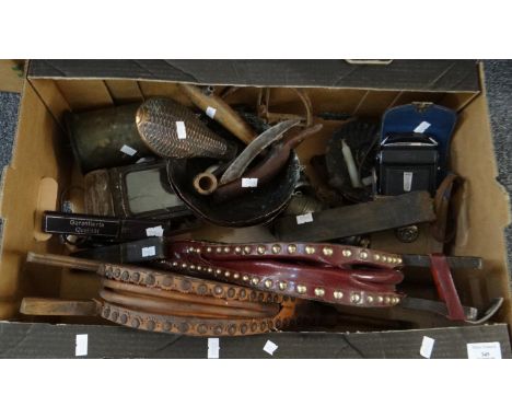 Box of assorted items to include: fireside bellows, copper shot flask, cased vintage straight razors and sharpening strop, ca