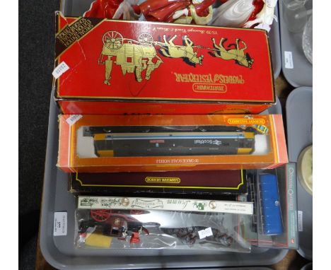 Collection of diecast and other model vehicles to include: Matchbox Models of Yesteryear passenger coach and horses, Hornby R