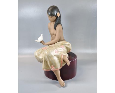 Lladro Spanish porcelain 'Tropical Wonders' figurine in original box. (B.P. 21% + VAT)  No obvious damage.