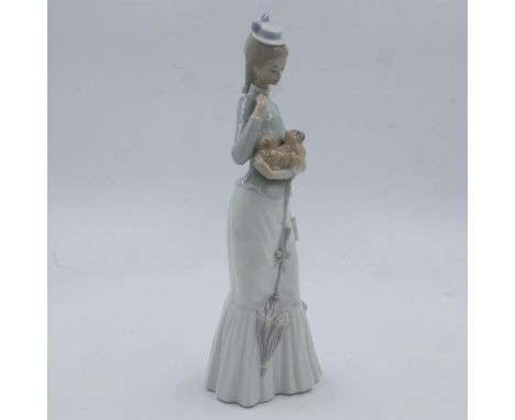 Lladro figurine of a girl with a dog, H: 37 cm, no cracks or chips. UK P&amp;P Group 2 (£20+VAT for the first lot and £4+VAT 