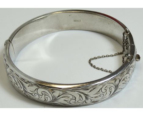 SILVER ETCHED BANGLE 