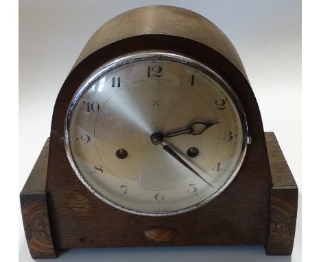 OAK MANTEL CLOCK 