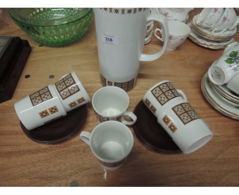 An Alfred Meakin vintage coffee set 