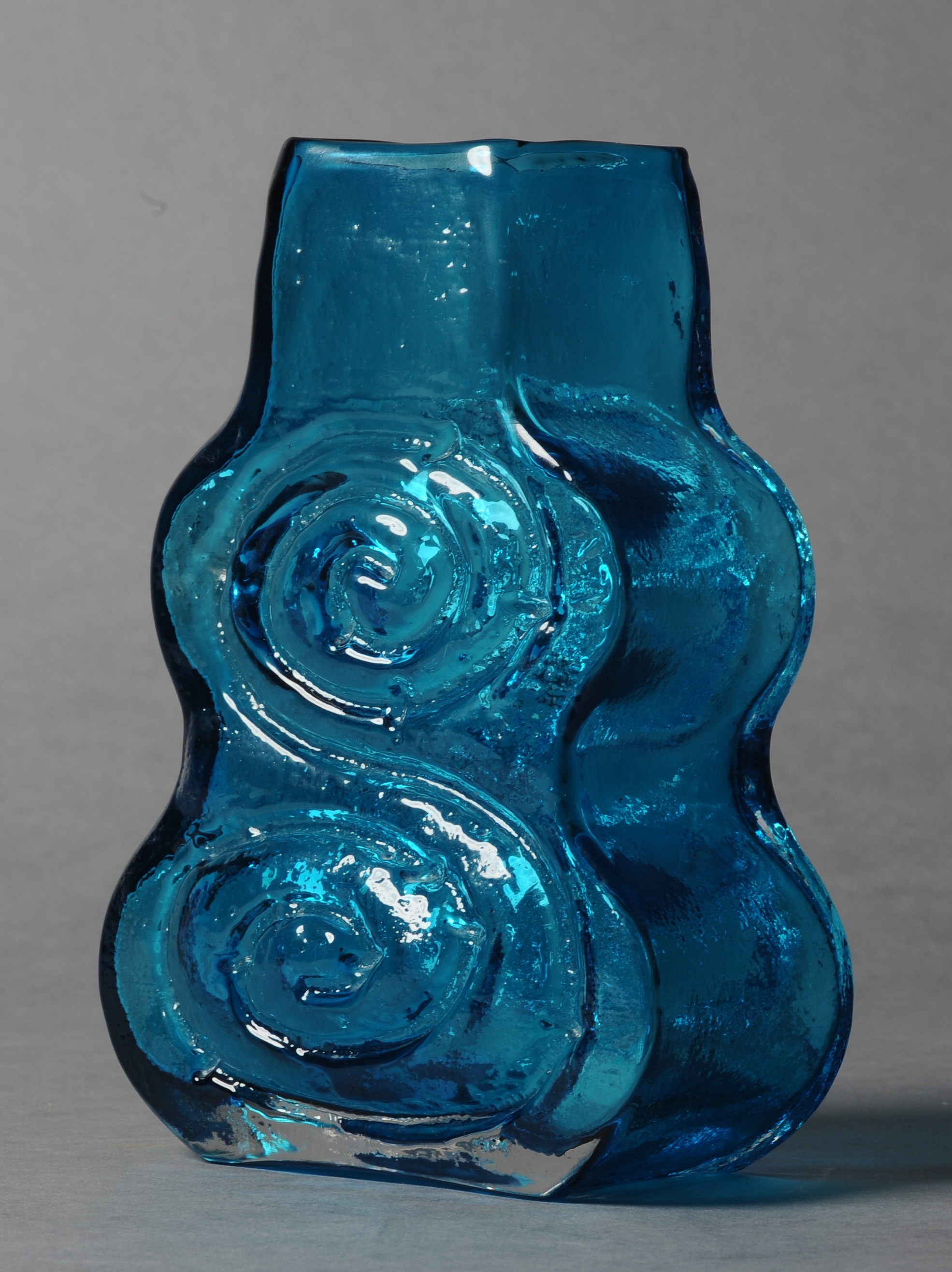 A WHITEFRIARS 'CELLO' KINGFISHER BLUE VASE, designed by Geoffrey Baxter