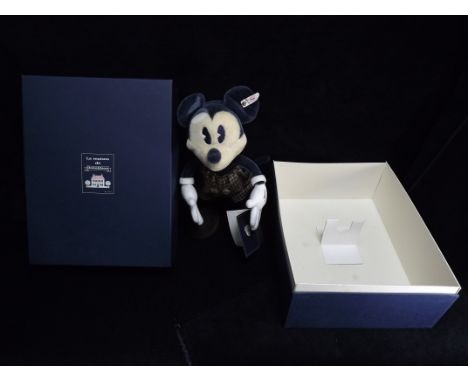 Germany Margarete Steiff Giengen/Brenz - 'Mickey Mouse'. Walt Disney La Maison de Donaldson Limited Edition. Knopf im Ohr or 