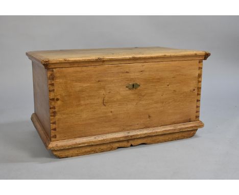 A Mid 20th Century Stained Pine Lift Top Blanket/Tool Box, 80cms Wide 