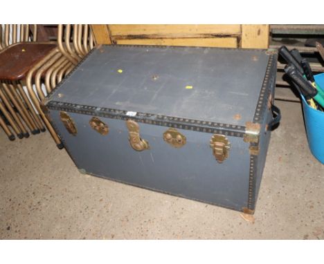 A storage trunk