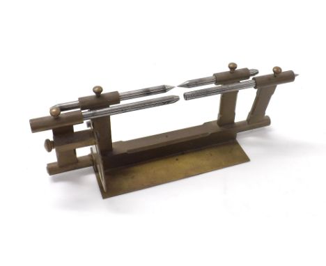 Clock depthing tool