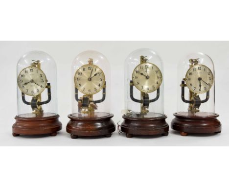 Four similar '800 Days' electric mantel clocks upon turned wooden bases, all approx 11" high (4)