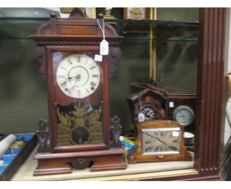 Two wall clocks, a cuckoo clock and two mantle clocks (5)  