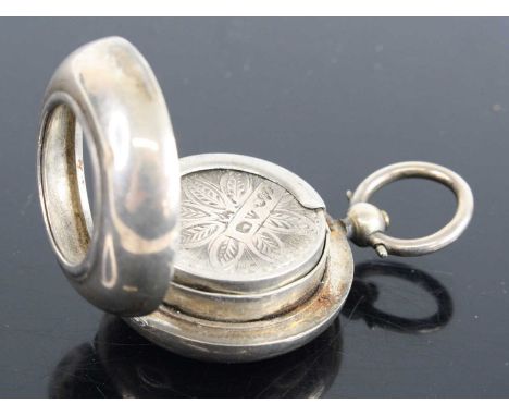 A late Victorian silver sovereign case of plain undecorated form, stamped with War Department broad arrow, Army &amp; Navy Co