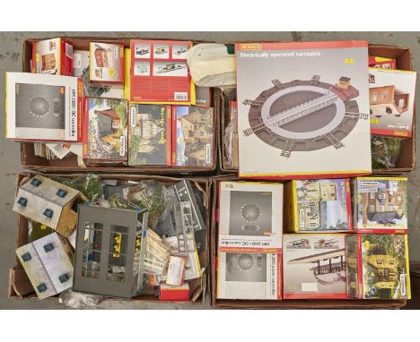 A quantity of Hornby accessories, to include DC controller model HM2000+, engine shed, electrically operated turntable, cotta