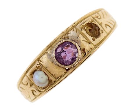 An Edwardian ruby and split pearl ring, in 18ct gold, London 1901, 3.3g, size O  Lacks one of the split pearls; wear consiste