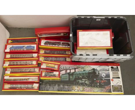 A Hornby Flying Scotsman electric train set, boxed and a quantity of boxed OO gauge scale model locos, carriages, tankers, et