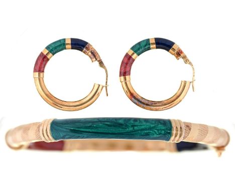 A 9ct gold and enamel bangle and pair of earrings en suite, bangle 60mm (internal), import marked, 18g  Good condition