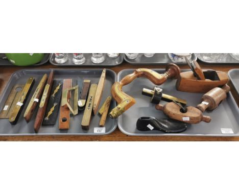 Collection of vintage Surveyor's and Carpenter's tools to include: brace and bit, plane, spirit levels marked John Rabone &am