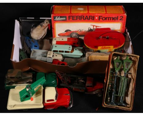 Schuco Varianto-Elektro service station and cars, Schuco Ferrari Formel 2 boxed, Street gas lamp, boxed, etc.