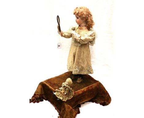 Leopold Lambert La Poudreuse bisque headed doll automaton, 60cm. CONDITION REPORT: Bisque head in good condition.  Lacking ea