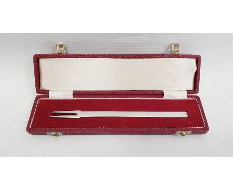 A 1960s silver pickle fork, cased, Sheffield 1967, maker Francis Howard Ltd, 1ozt approx.&nbsp;