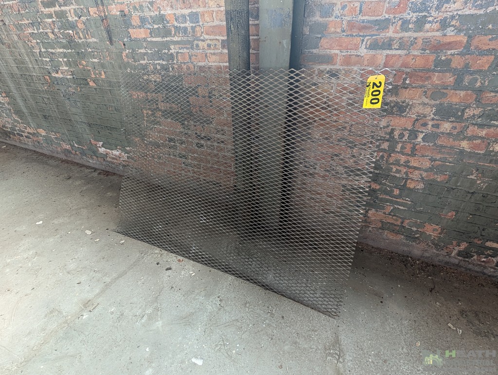 Lot 200