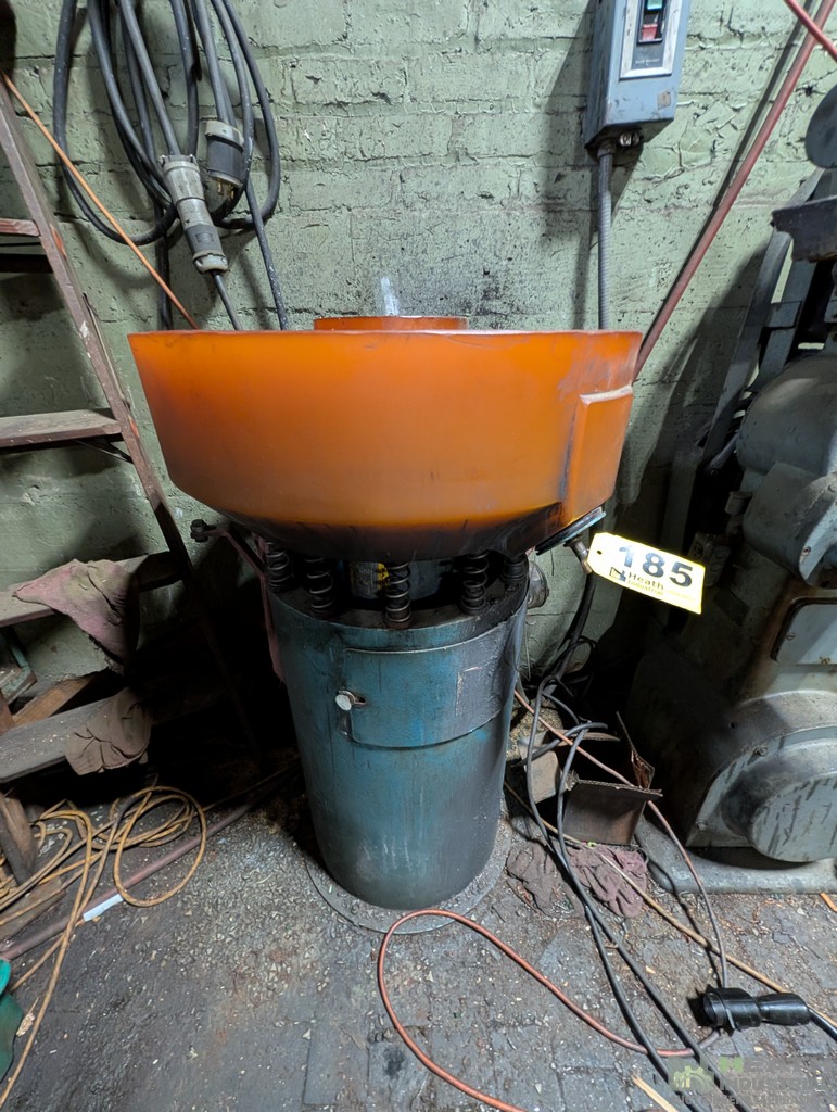 Lot 185