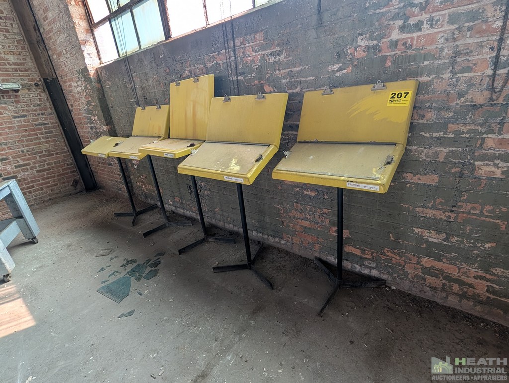 Lot 207