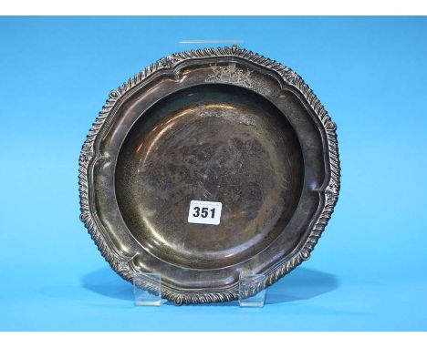 A Victorian silver dinner plate, John Hunt and Robert Roskell, London 1876. Stamped Hunt and Roskell, late Storr and Mortimer
