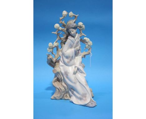 An Oriental Lladro group.