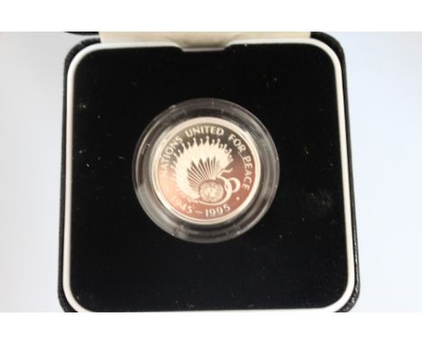 A ROYAL MINT '1945 - 1995 50TH ANNIVERSARY OF THE UNITED NATIONS' SILVER PROOF £2 COIN, with COA/Booklet, in original present