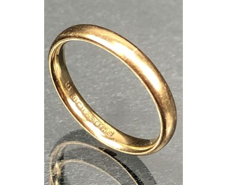 9ct Gold band size K approx 2.1g