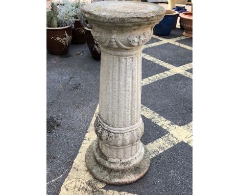 Tall fluted concrete garden pillar / plinth approx 78cm tall