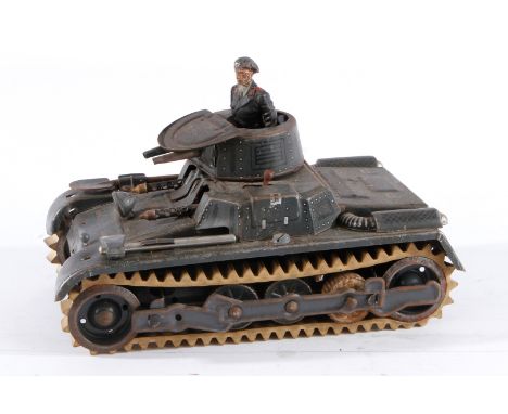 Gama Panzer, feldgrau, Uhrwerk intakt, NV, LS/RS, L 18,5, Z 3