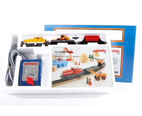 Märklin Zugpackung M 0988, Spur H0, wohl komplett, Alterungsspuren, OK, Z 2-3