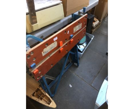 WORK BENCH