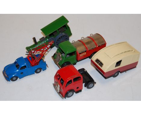 Five various loose Triang Minic, clockwork and tinplate vehicles to include road roller, caravan, breakdown tow truck, and va