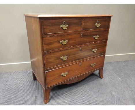 An early 19th century mahogany chest of drawers, 91 x 92 x 51cm