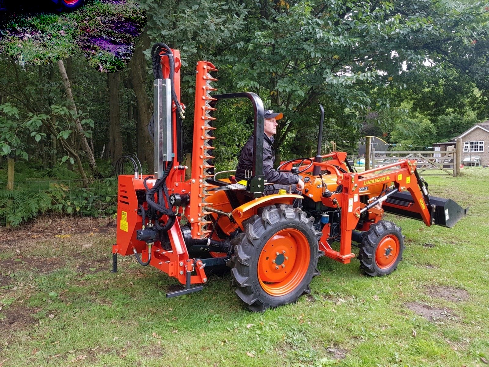 FarmMaster Compact Tractor Hedge Cutter. 2.5m reach. Tractor PTO Linkage. · Spec 1300· FarmMaster Compact Tractor Hedge Cutter. 2.5m reach. Tractor PTO Linkage. · Spec 1300·