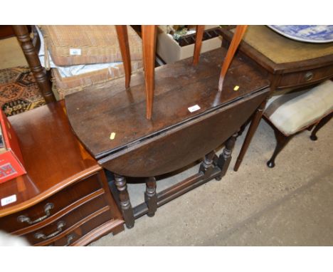 An 18th Century oak gate leg table of small proportions