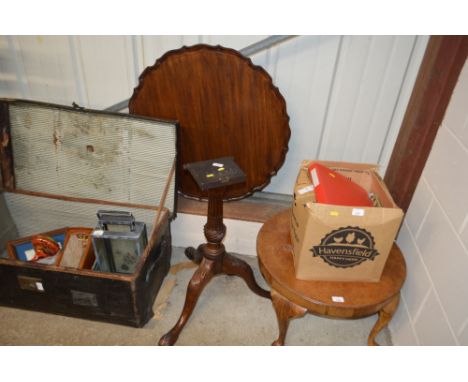 A George III style mahogany pie crust top occasional table